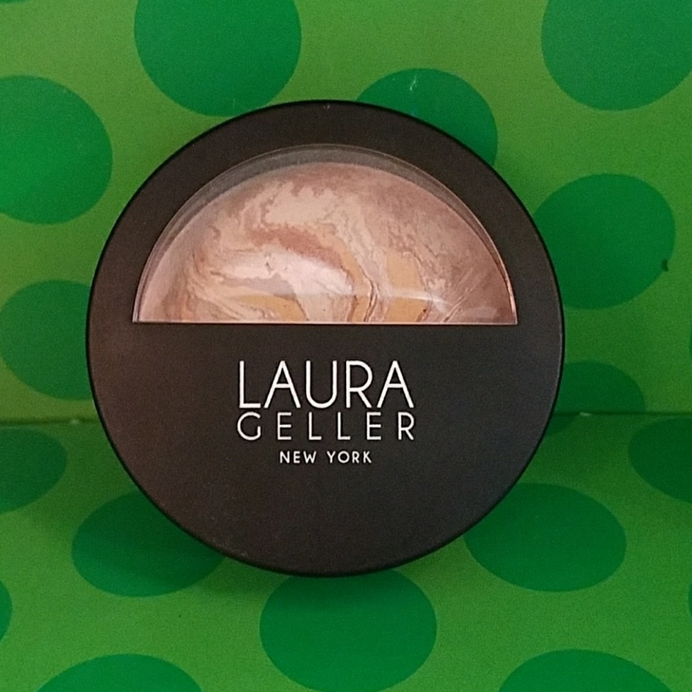 Laura Gellar Baked Balance & Brighten Powder(Fair)